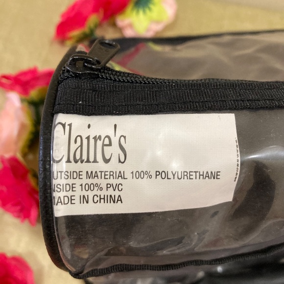 Claire's Hanging Travel Bag, Black - Picture 10 of 13